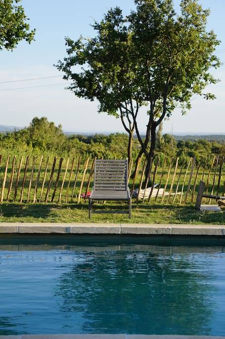 Mas restauré à vendre Drôme Provençale, proche Grignan 5 ch, 1 dortoir Mas restauré à vendre Drôme Provençale, proche Grignan Entre truffiers, lavandes et guarrigue 5 ch, 1 dortoir